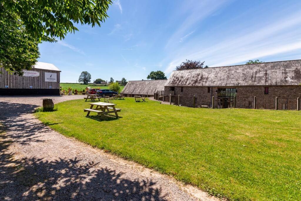 Beech Cottage, Spacious Rural Retreat أوسك المظهر الخارجي الصورة